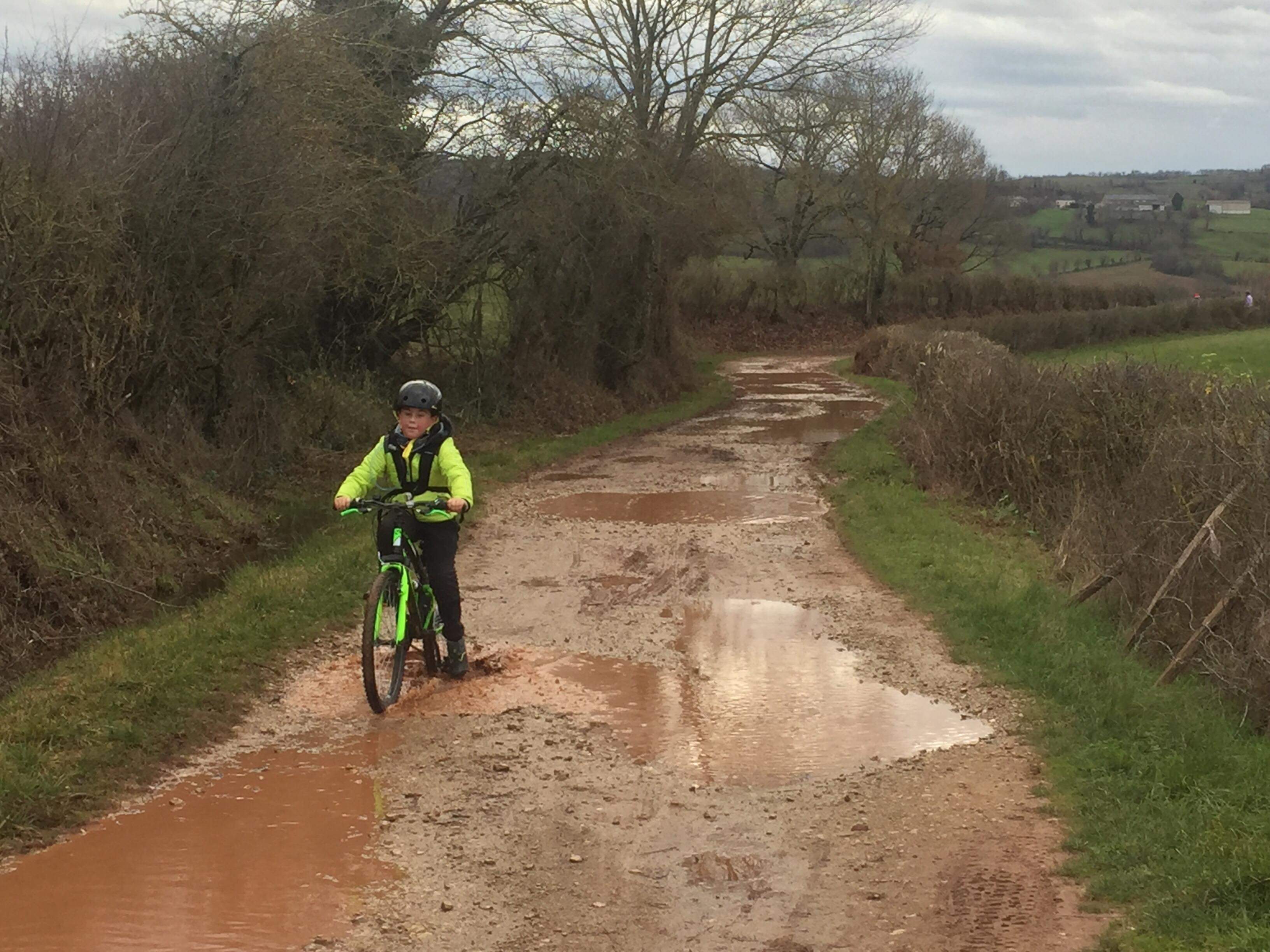 received_1211879412329675